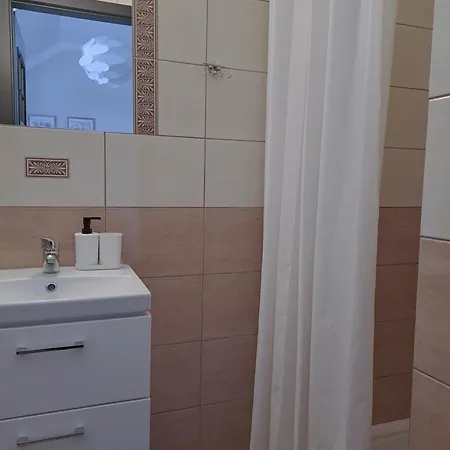 Konukevi Goscinne Przy Altanie